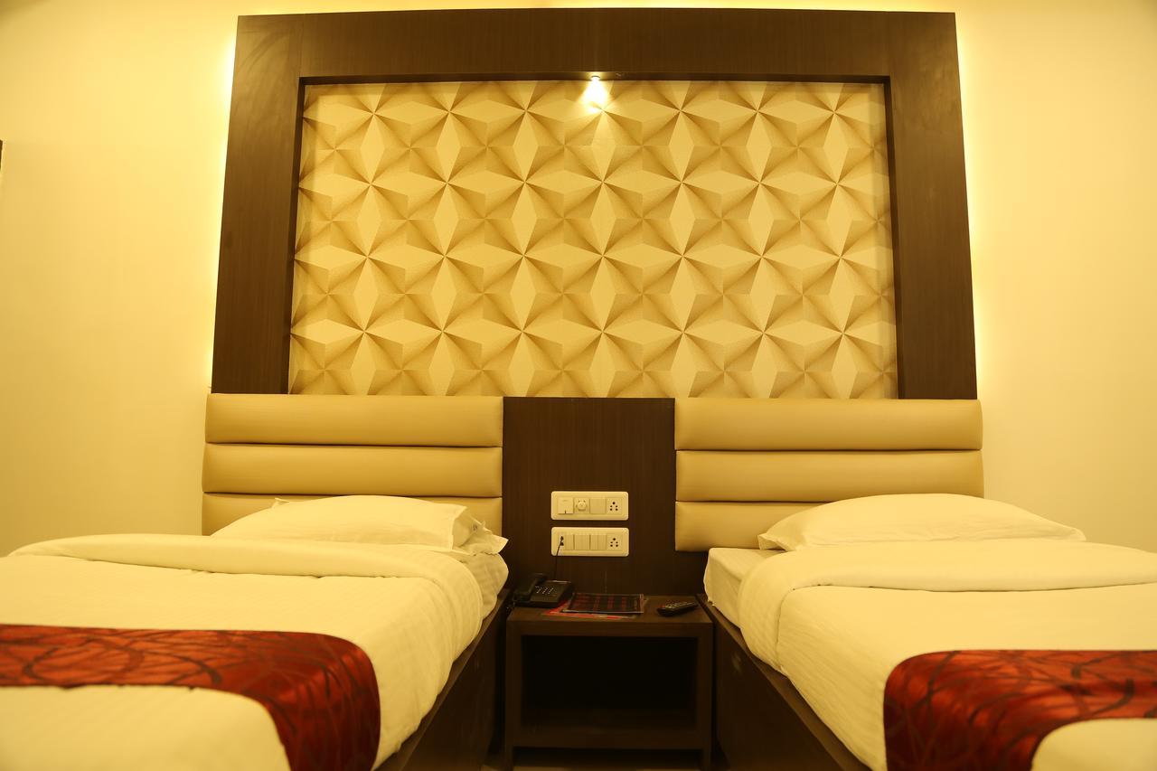 Hotel Shivananda Hospet Zewnętrze zdjęcie