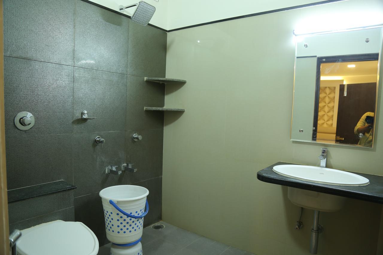 Hotel Shivananda Hospet Zewnętrze zdjęcie